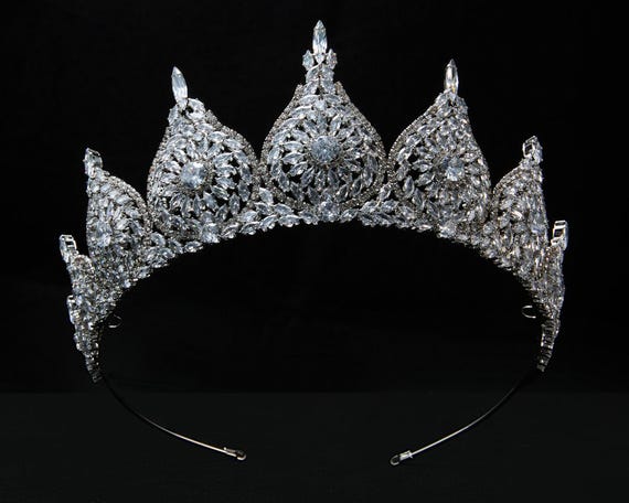 Silver Crystal Tiara Crown - Elegant Women’s Headpiece Tiaras Crowns for Women, Silver Crystal Tiara Crown Headband  main image 2