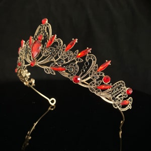 Crystal Tiara Crown Sparkling Rhinestone Headband for Princesses, Brides and Party Queens - Perfect Hair Accessory for Wedding Prom Birthday