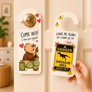 Entra - Lasciami in pace - Cartello da appendere alla porta, Cartello in legno per pomello porta Dino Boy, Cartello in acrilico per amante dei dinosauri per l'ingresso