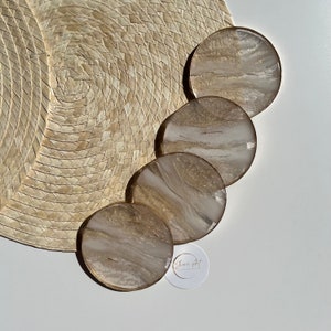 Untersetzer aus Glasharz, 2er- oder 4er-Set, Untersetzer-Set, Epoxidharz-Untersetzer-Set, Kunstharz, Steinharz-Untersetzer, Geode-Untersetzer, Untersetzer als Geschenk