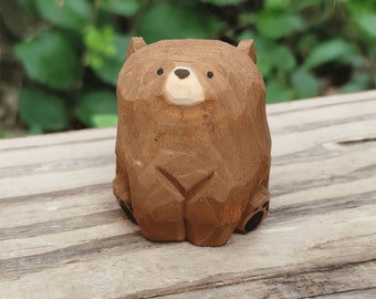 Mini modèle d'ours à sculpter sur bois fait main, figurine animal en bois, travaux manuels miniatures pour décoration de bureau, cadeau fait main unique