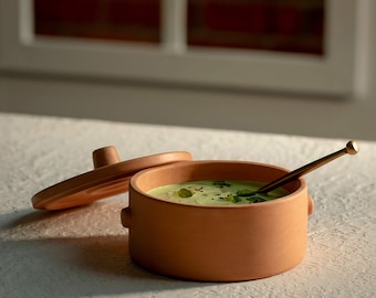 Handmade clay trracotta handi with lid, Clay cooking vassel for curry or curd settler, Best for microwave as natural eco-friendly organic.