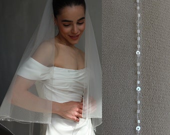 Voile de mariage fard à joues avec paillettes et perles, voile avec un bord scintillant et broderie