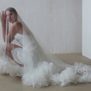 Two-Layer Ruffled Edge wedding Veil | Frill tulle wedding veil fingertip, chapel | Blusher wedding veil