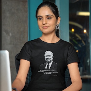 Warren Buffet Inspired T-Shirt , Cotton Unisex Stock Market Patience Trading Quote Tee , Perfect Gift for Forex Traders and Crypto Nerds