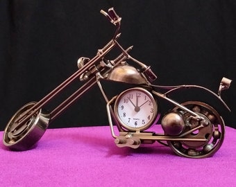 Table Top Showpiece Metal Motor Bike with Clock Iron Metal Handmade Vintage Motor Bike Miniature 17 cm Decorative Showpiece