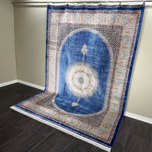 7x10 Blue Bamboo Silk Rug: Traditional Persian Style Carpet