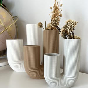 Modern U-Shaped Vase – 3D-Printed Decorative Vase in 32 Colors, Made of PLA | Minimalist Design for Dried Flowers | Japandi & Scandi Style