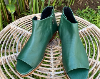 mulher sapatos couro de vaca em verde