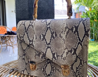 bolsa python genuína com alça estética