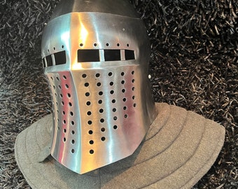 Medieval 16 Gauge Steel Polished Bascinet Visor Helmet Medieval Griffon Helmet With Padded Coif Fully Wearable Medieval Roa Viking Helmet