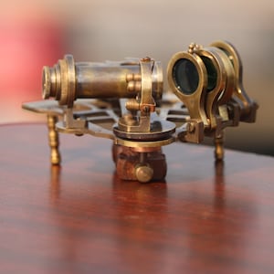 Messing sextant, op maat gegraveerd cadeau, werkkompas, cadeau voor vader, jubileumcadeau, cadeau marineveteraan, kerstcadeau nautische sextant