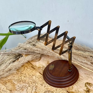 Kundenspezifische Lupe, verstellbare Messinglupe mit Holzständer, Geschenk für Papa, Geschenk für Mann, Geschenk für Mitarbeiter