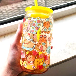 Capybara Glasbecher mit Deckel und Strohhalm – 500ml Eiskaffeetasse – Ästhetische wiederverwendbare Libbey Tasse – Süßes Smoothie- oder Boba Glas