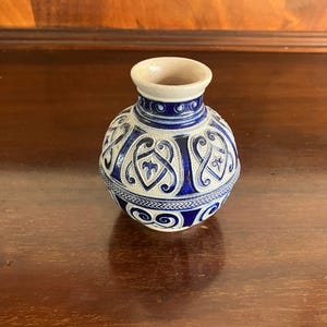 Antique Westerwald Simon Peter Gerz Vase Blue White