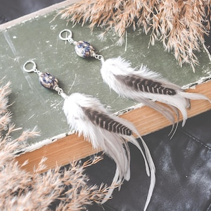 Small boho Earrings, Boho Feather earrings, Hippie earrings, Bohemian earrings, Small Feather Earrings, Boho Earrings, Feather earrings