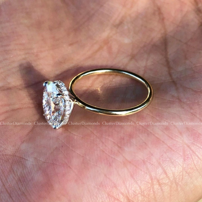 4 CT klassieke ovaal geslepen Solitaire diamanten ring, prachtige verborgen Halo jubileumring, 925 sterling zilveren ring, Moissanite ovale belofte ring afbeelding 3