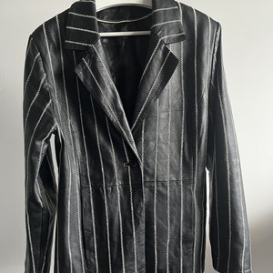 Women’s Black Striped Vintage Y2K Leather Blazer / Size M-L