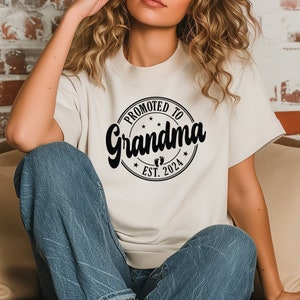 Cute Grandma shirt, Promoted to Grandma est 2024, Pregnancy announcement shirts, gift for grandma, mother&#39;s day gift, grandma birthday, cute