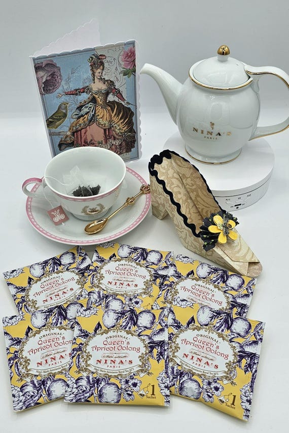 Nina's Paris 6 Ct Gift Box Queen's Apricot Oolong Tea Individually