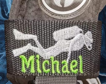 Personalized Scuba Dive Name Tag Custom Embroidered BCD Strap Gift for Divers ID Tags for Ocean Gear Unisex Gift for Her/Him/Men/Women/Dad