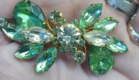 Green pale Yellow & Green Mid Century Rhinestone … - image 4