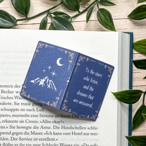 Tiny Book "To the stars who listen, and the dreams that are answered" | Magnet Lesezeichen | Glitzernd
