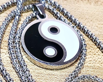 Stainless Steel Yin Yang Pendant Necklace, Hypoallergenic Necklace, Harmony Balance Peace Necklace Tai Chi Yin Yang Necklace Amulet Necklace