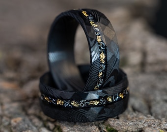 Damascus Meteorite Ring: Crushed Gold Leaf, Black Steel Hammered Band (8mm)