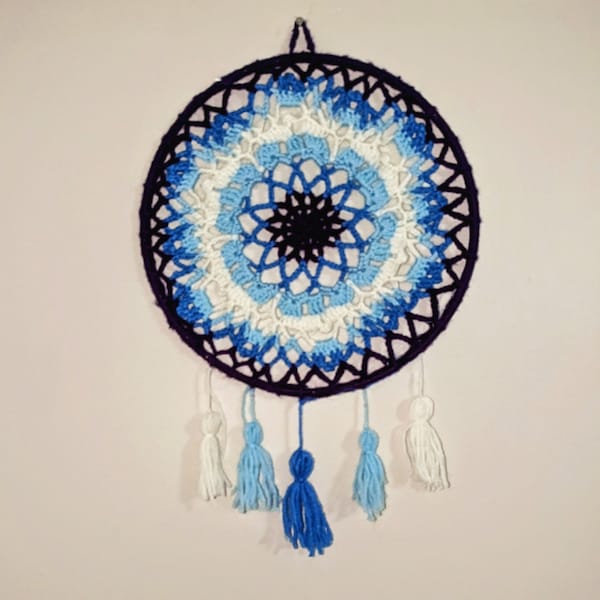 Whimsical Crochet Dreamcatcher Crochet Pattern - Boho Wall Decor for Tranquil Home Decoration