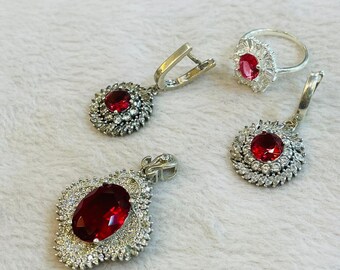 Artificial Ruby Silver Jewelry Set, Handmade Necklace and Earrings, Fashion Accessory for Weddings, Romantic Birthday Gift