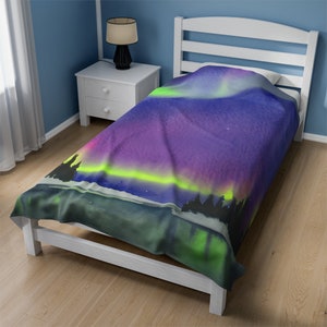 Northern Lights Aurora Borealis Velveteen Blanket, Alaska Northern Lights, Cabin Throw, Camping Under the Stars, Starry Night Sky Wilderness