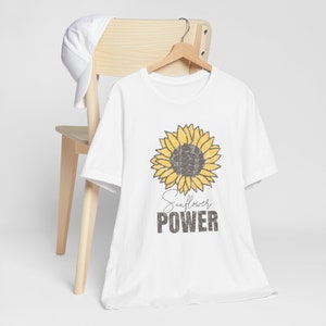 Sunflower Power T-Shirt: Unisex Jersey Tee, Floral Design