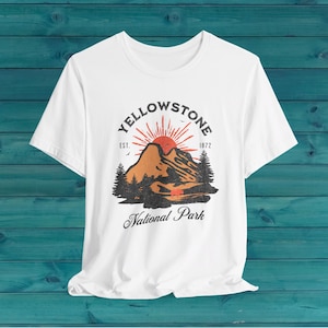 Vintage Yellowstone Shirt, Yellowstone National Park Shirt, Yellowstone Vintage Inspired T-shirt, Buffalo Geyser Mountains Trees Park Shirt