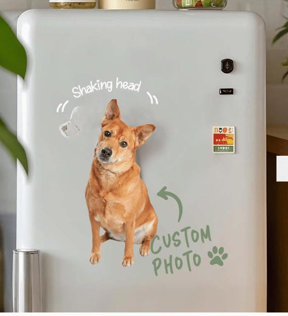 Custom pet photo refrigerator magnet with a fun, wobbly head! Personalize with your furry friend’s face for a unique, shaking design gift
