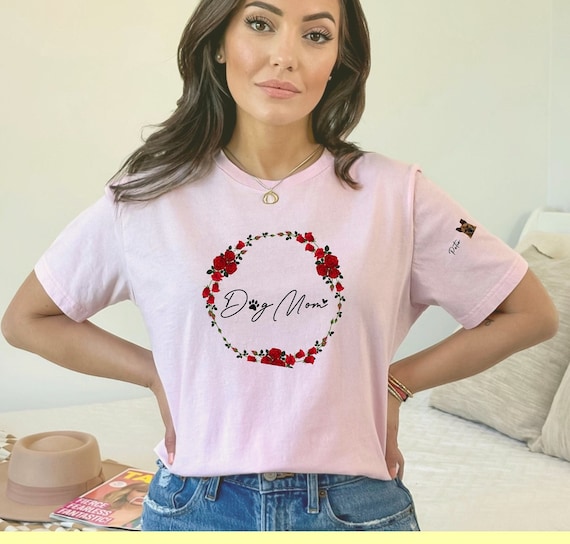 Customized Dog Mom Short Sleeve Tee with Name and Photo | Mother’s Day Gift | Dog Lover Gift | Personalized Birthday Present | Pet Mom Shirt