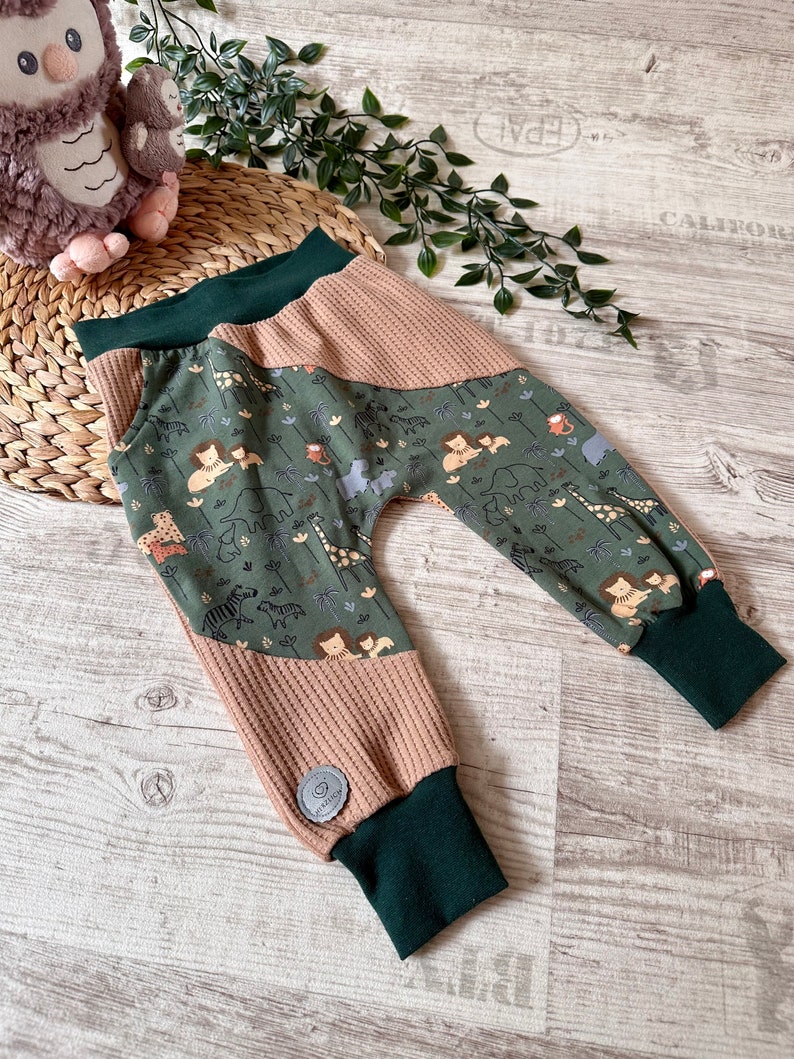 Children's clothing pants, sweater, set Crocodile in the Nile HerzlichbySebastian Hose