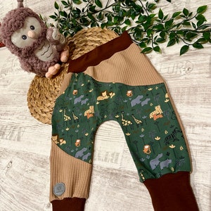 Children's clothing trousers Elephant on Safari HerzlichbySebastian grün+braune Bündchen