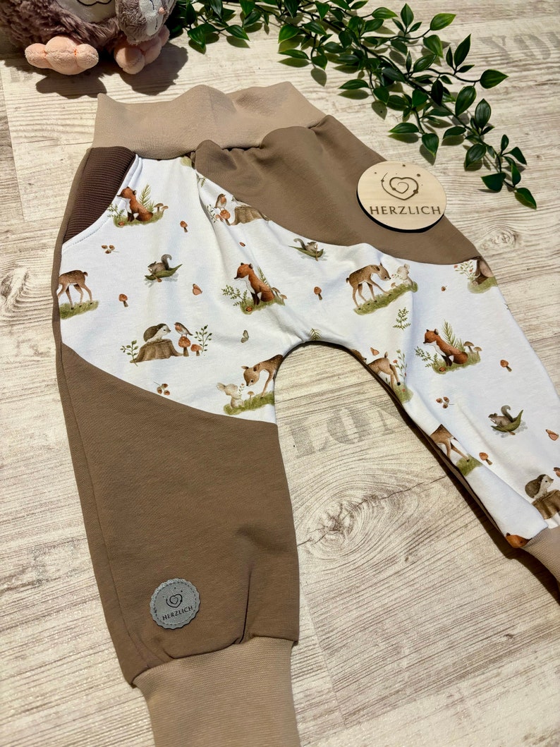 Kinderkleidung Set Zwischen Blättern und Tannen HerzlichbySebastian Hose