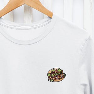 Comic Döner Kebab Motif T-Shirt | Shawarma Dürüm, Yufka, Food, Dönermann, Berlin, Döner Meat, Flatbread, Sandwich | Premium Unisex Shirt