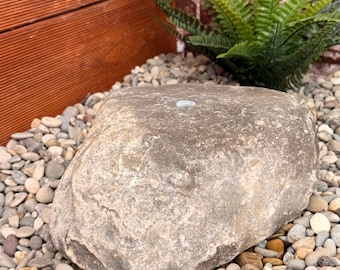 Besonderer Quellstein - Allgäukies - Wasserfall - Wasserspiel - 22cm - Einzelstück - Naturgarten - Brunnen - Vogeltränke