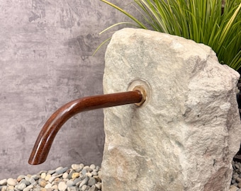 Brunnen-Einlauf 20mm - Rostoptik - Imprägniert - Rustikal - Wasserhahn - Einzelstück - Naturgarten