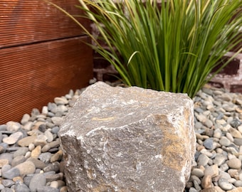 Fountain stone for garden pond, boulder, gravel, water feature, fountain, ornamental fountain, garden, spring fountain, natural stone, jellyfish, shell limestone