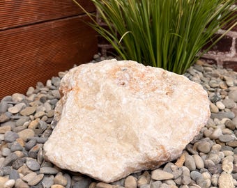 Unique fountain stone - crystal stone - waterfall - water feature - 22 cm - one-of-a-kind - natural garden - fountain - handmade - quartz