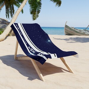 Toalla de playa mandaloriana: toalla de lujo This Is The Way hecha de 50 % poliéster y 50 % algodón en tamaños de 36 x 72 y 30 x 60 pulgadas, esponjosa y duradera. 30" × 60"