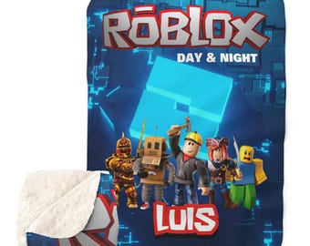 Couverture Roblox personnalisée avec nom, douce couverture en polaire sherpa pour des moments de détente, cadeau idéal pour une chambre d'enfant ou un anniversaire.