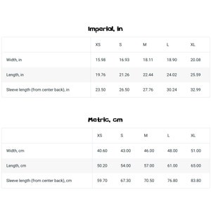 Puede incluir: Tabla de tallas que muestra las medidas en pulgadas y cent&iacute;metros para las tallas XS, S, M, L y XL. Las medidas incluyen el ancho, la longitud y la longitud de la manga desde la parte central de la espalda.