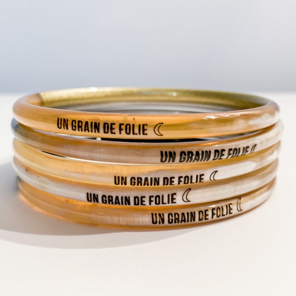 BRACELET EN CORNE à message - Un grain de folie