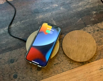 Wood Wireless Charger by Oakywood, Wooden wireless charger, Home office gifts for him