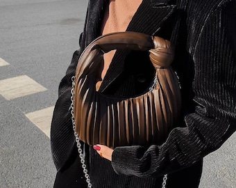 Brown leather fashion crossbody bag